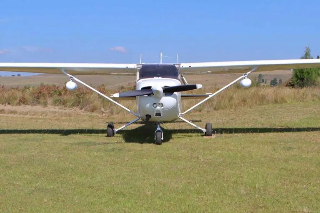 2023-Manned-Aircraft-Cesna-Voyager