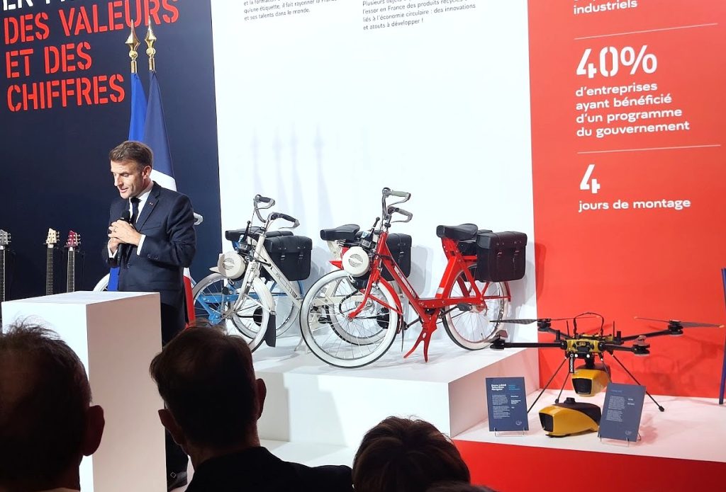 French President Emmanuel Macron presenting French expertise in front of the YellowScan Navigator